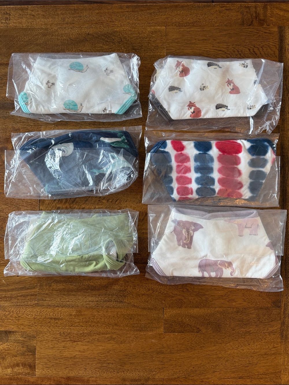 NIB Set of 6 Kyte Baby Bandana Bibs